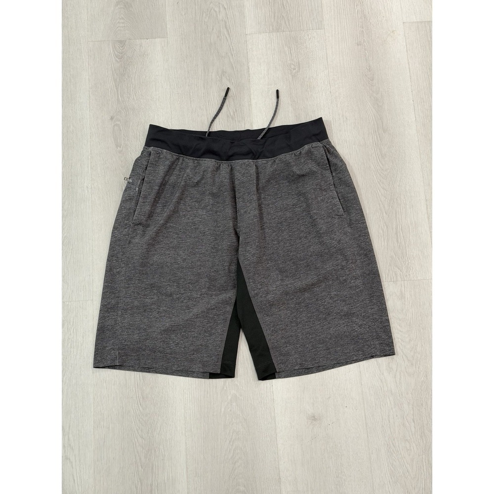 Lululemon Athletic Shorts Unlined Gray Black Large